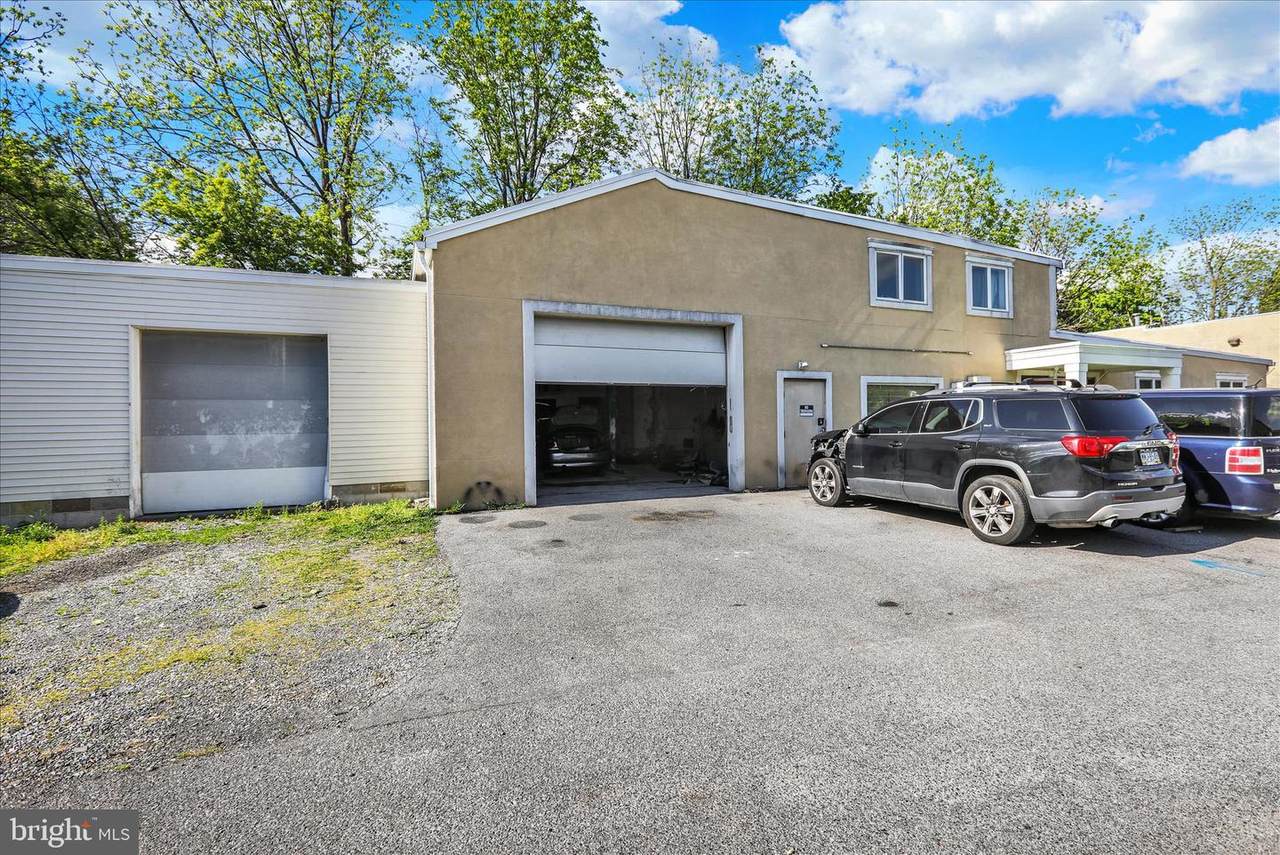 2125 Portland - Photo 1