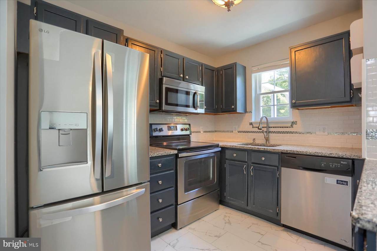 618 Milford Court - Photo 1