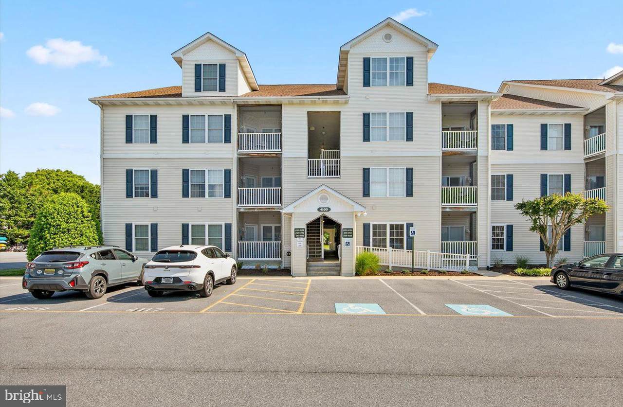 4100 Sand Piper Drive - Photo 1