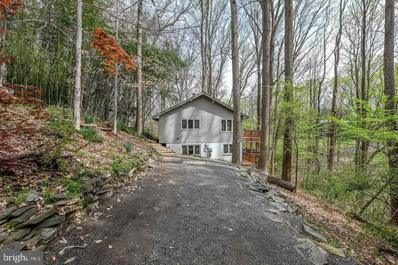 1328 Potomac School Road - Photo 1