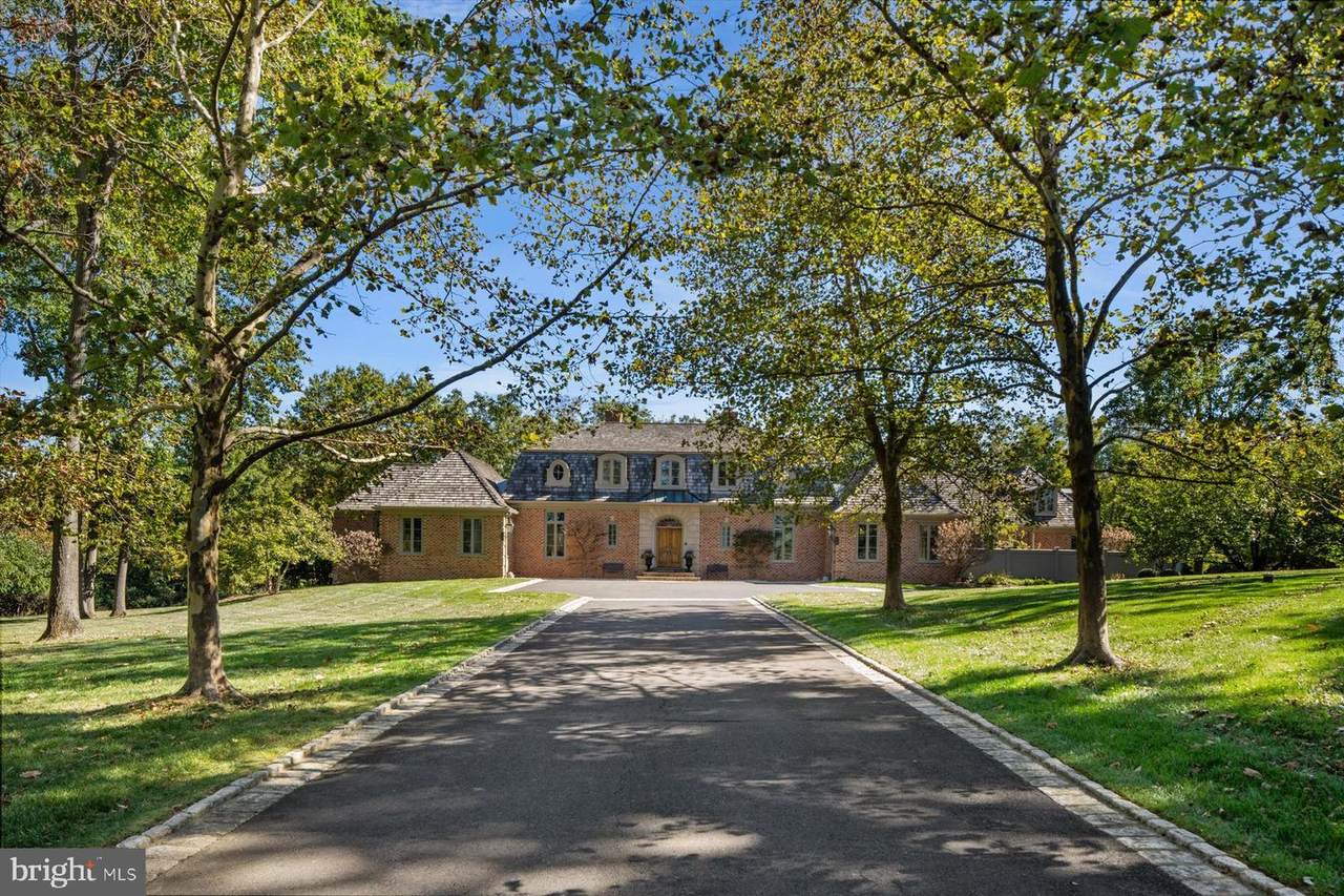 6220 Sheaff Lane - Photo 1