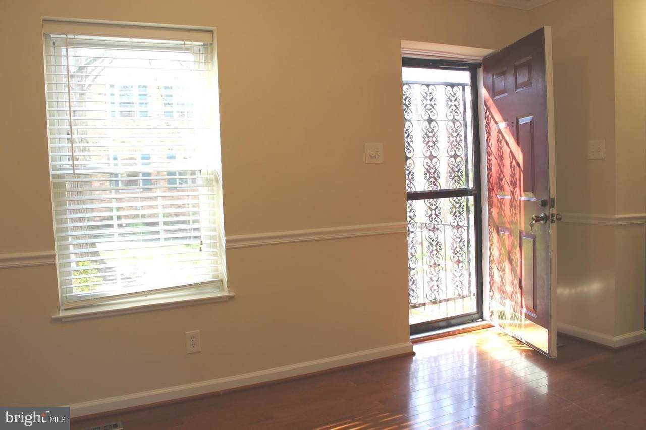 https://bt-photos.global.ssl.fastly.net/brightmls/orig_boomver_1_804919300192-2.jpg