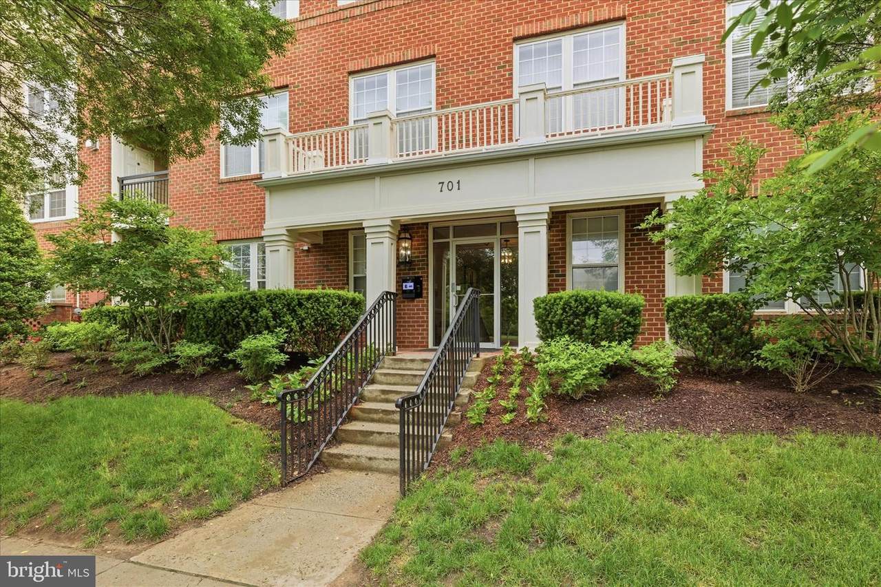 701 Fallsgrove Drive - Photo 1
