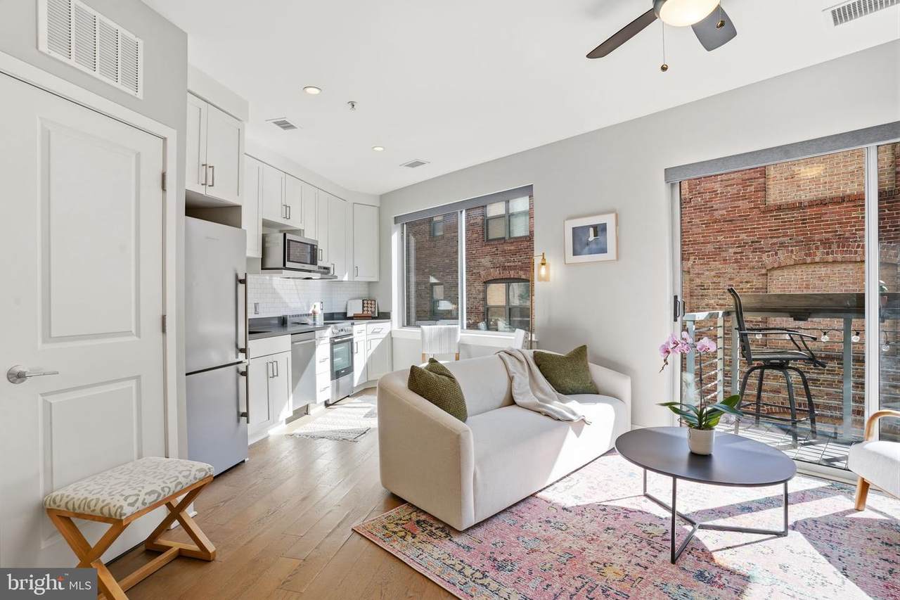 2550 17TH Street - Photo 1