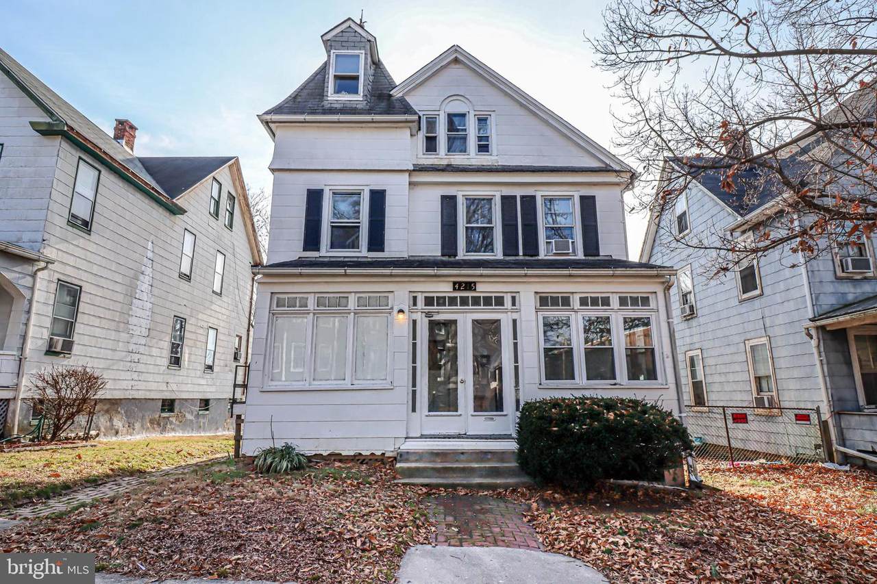 4215 Connecticut Avenue - Photo 1