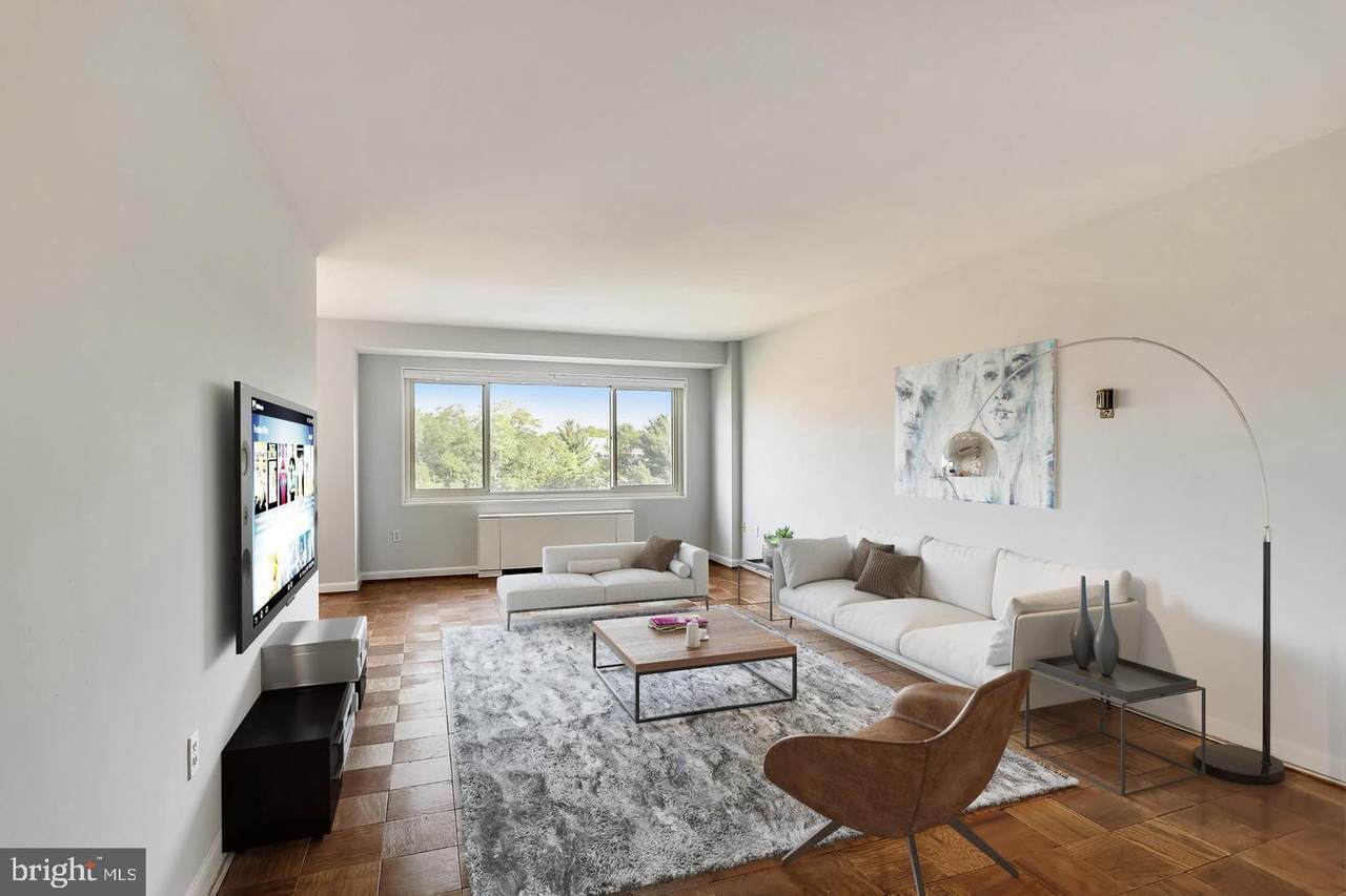 4201 Cathedral Avenue - Photo 1