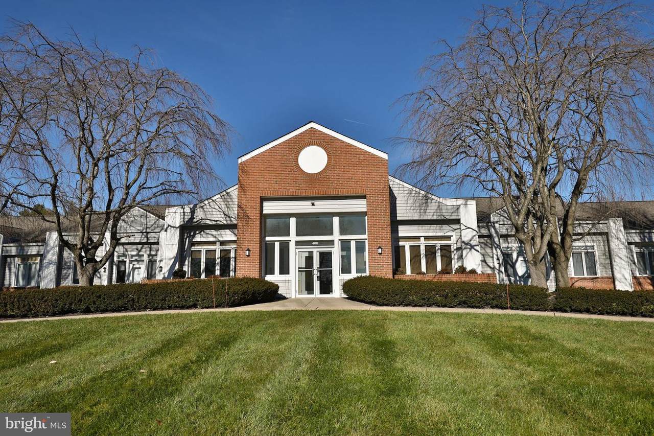 408 Executive - Photo 1