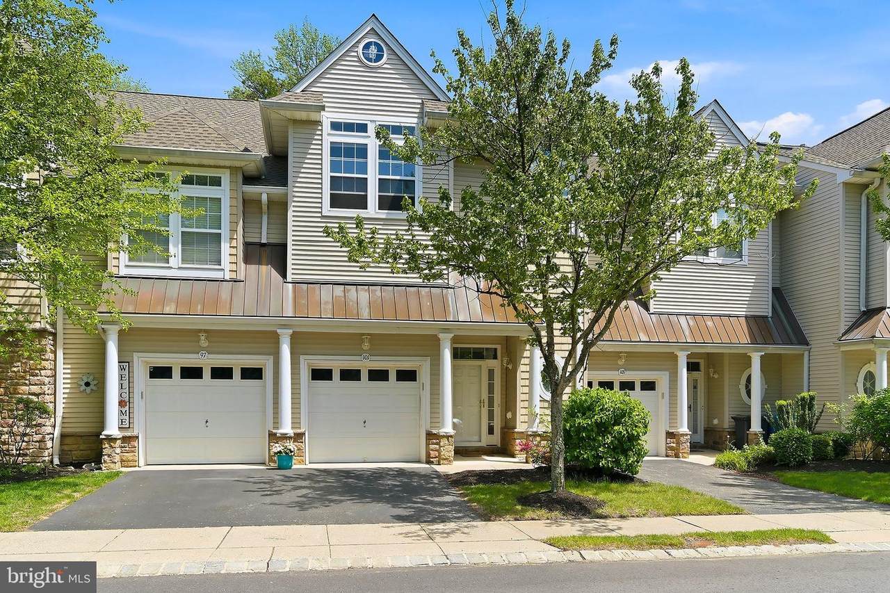 101 Windward Drive - Photo 1