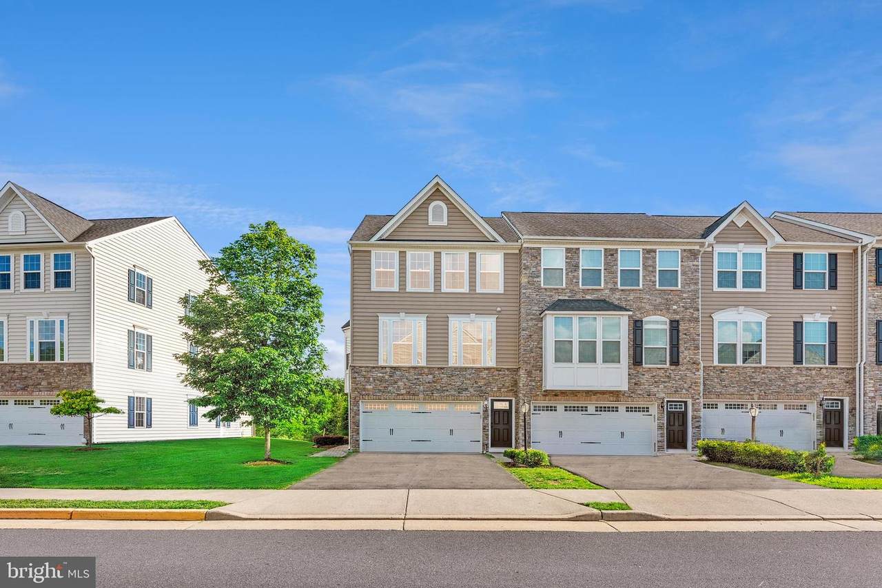 115 Hornbeam Drive - Photo 1