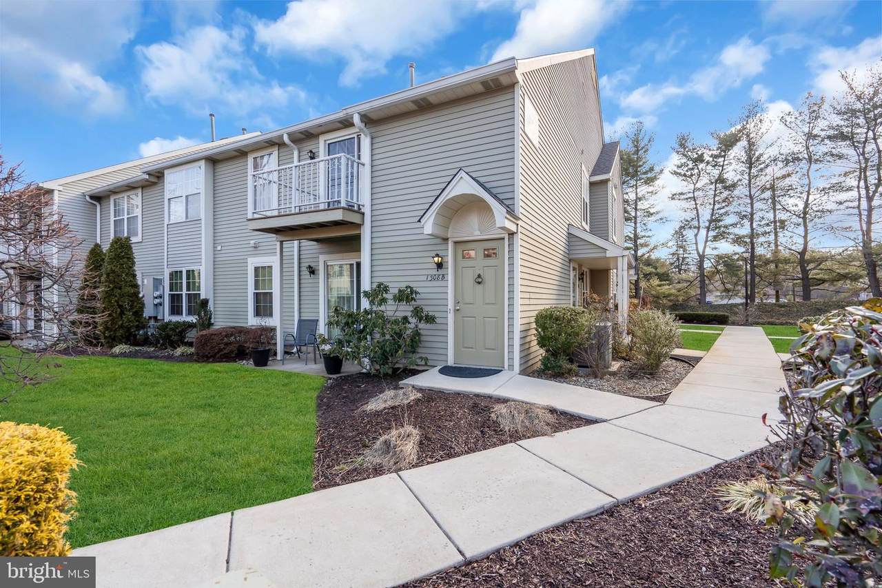 1508B Ralston Drive - Photo 1