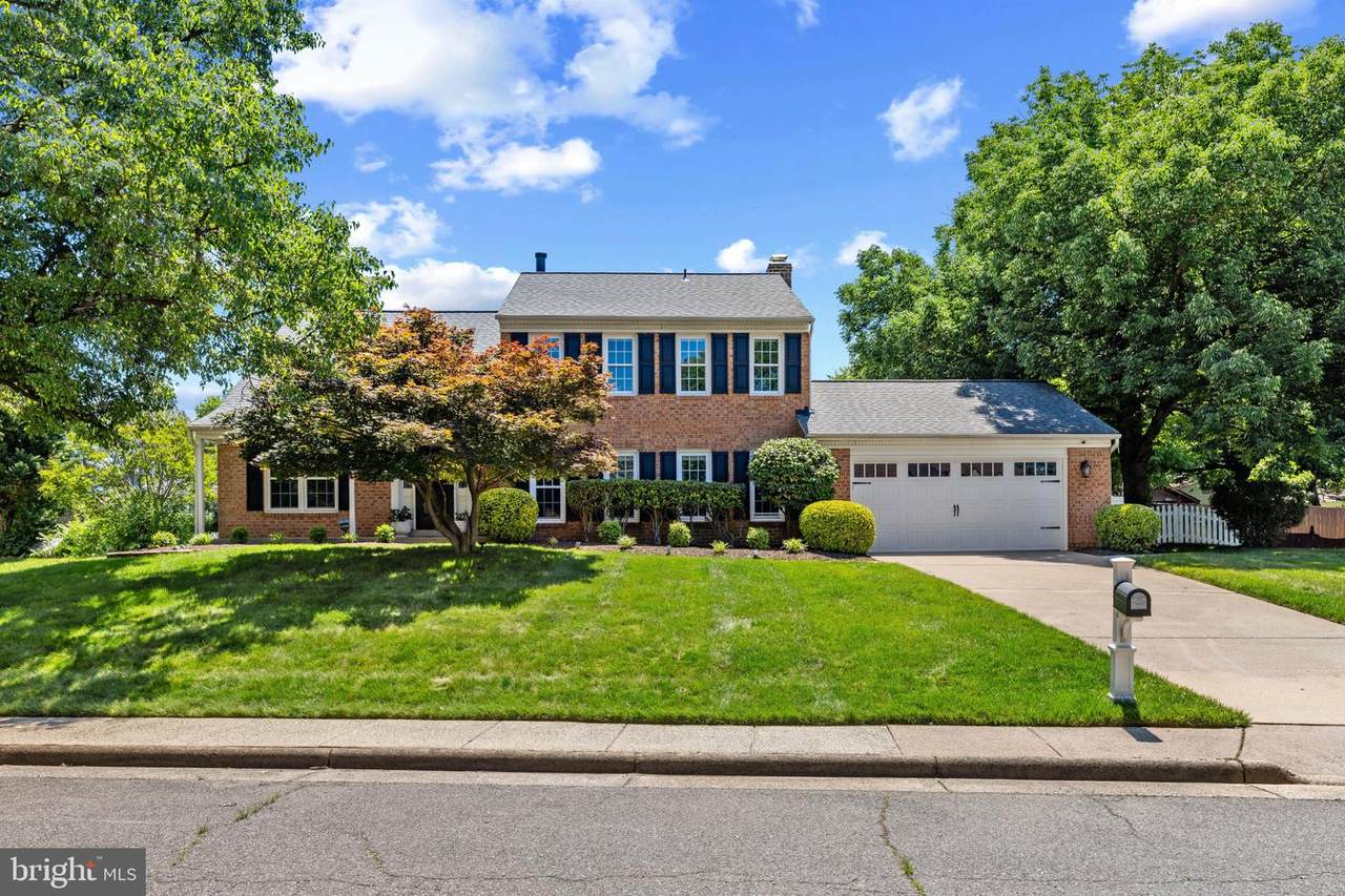 4611 Deming Avenue - Photo 1