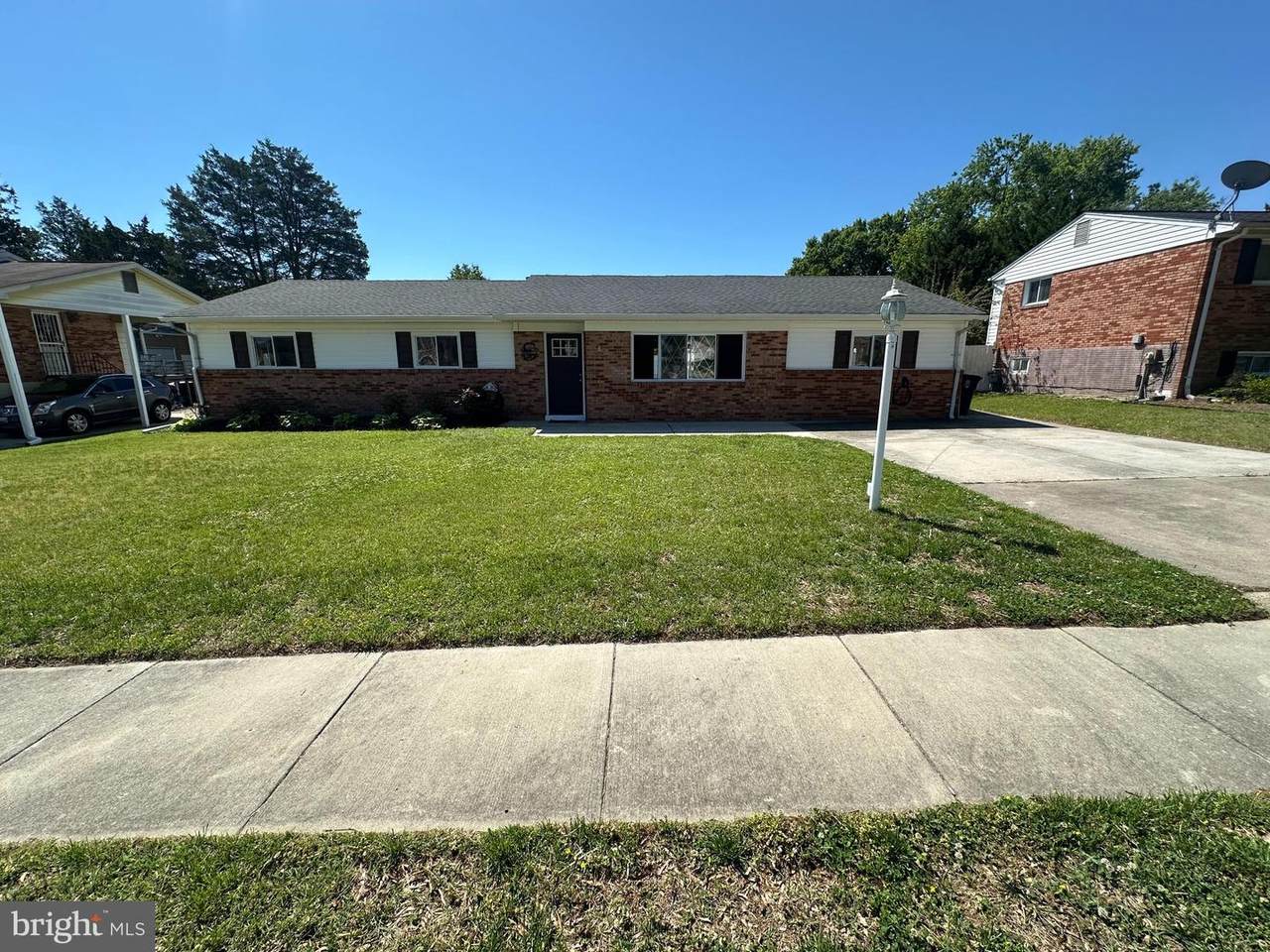 10411 Farrar Avenue - Photo 1