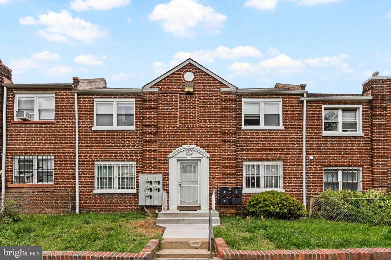 1716 Capitol Avenue - Photo 1