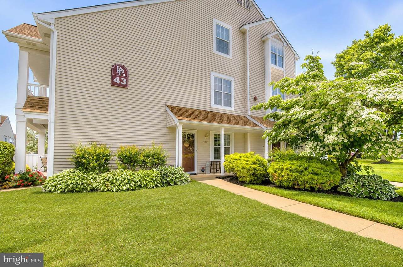 4307 Aberdeen Lane - Photo 1