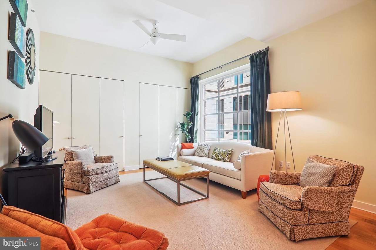 675 E Street - Photo 1