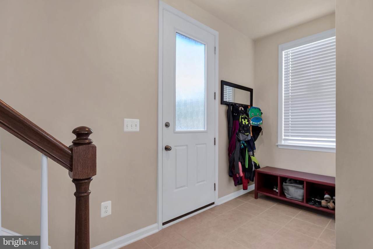 https://bt-photos.global.ssl.fastly.net/brightmls/1280_boomver_1_804935720132-2.jpg