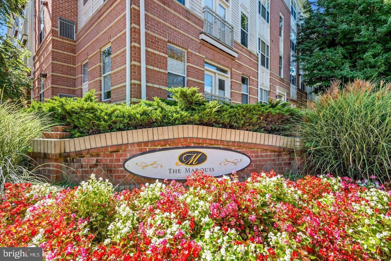 9490 Virginia Center Boulevard - Photo 1