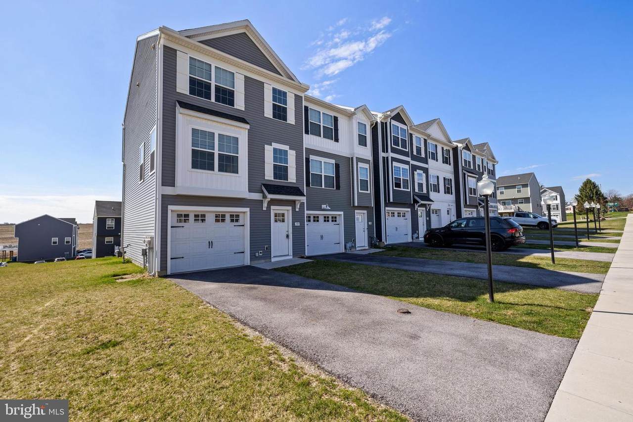 894 Setting Sun Ln - Photo 1