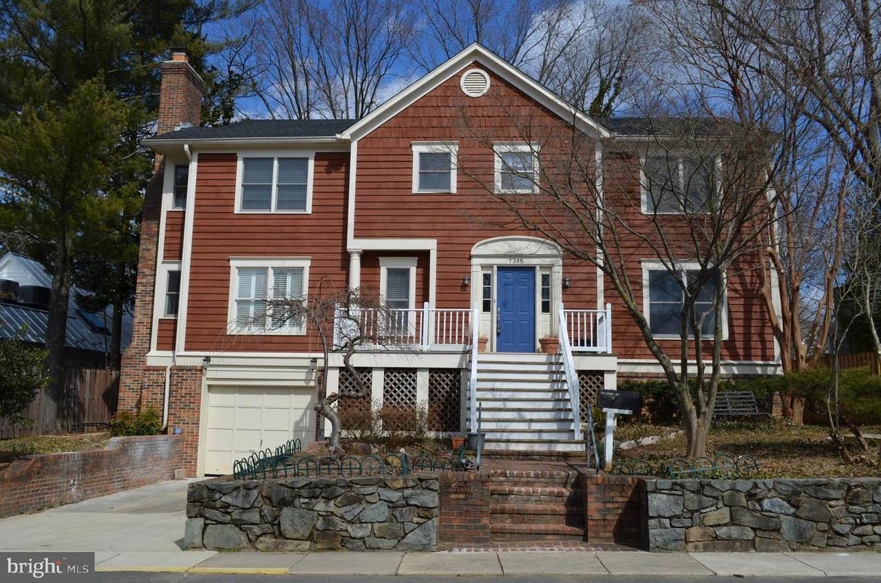 7315 University Avenue - Photo 1
