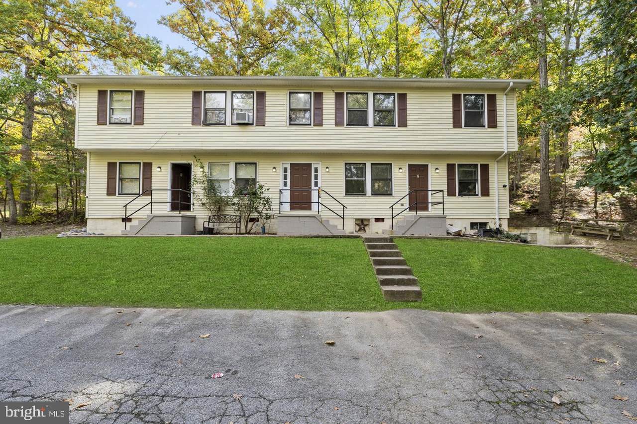 1005 Lower Clubhouse Drive - Photo 1