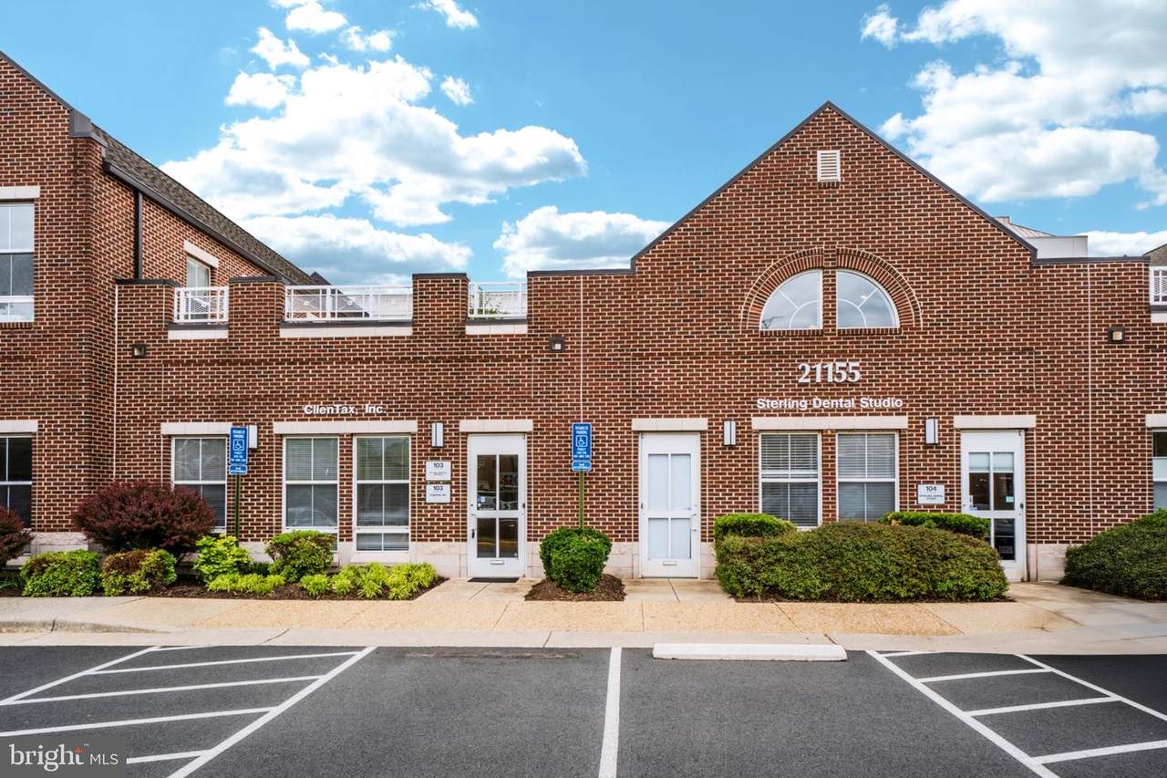 21155 Whitfield Place - Photo 1