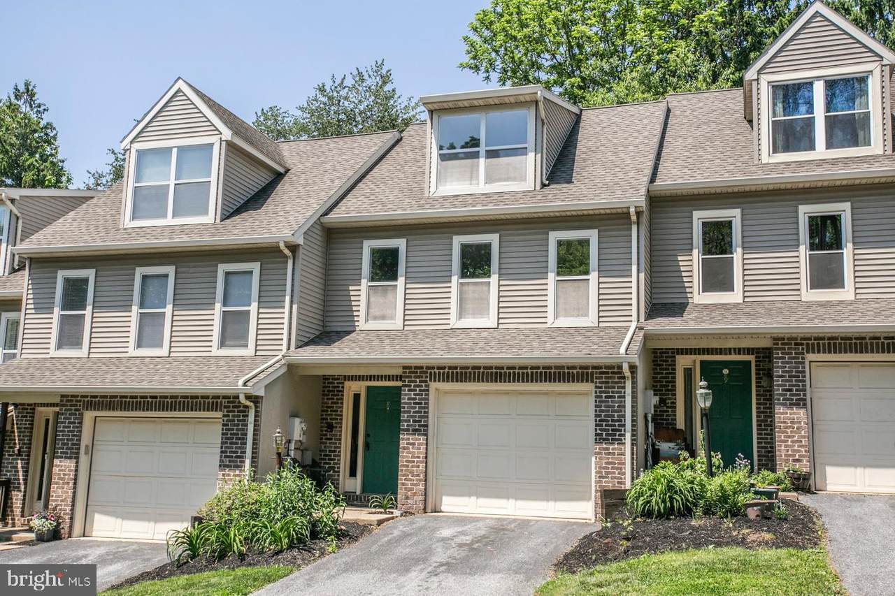 8 Westpointe Drive - Photo 1