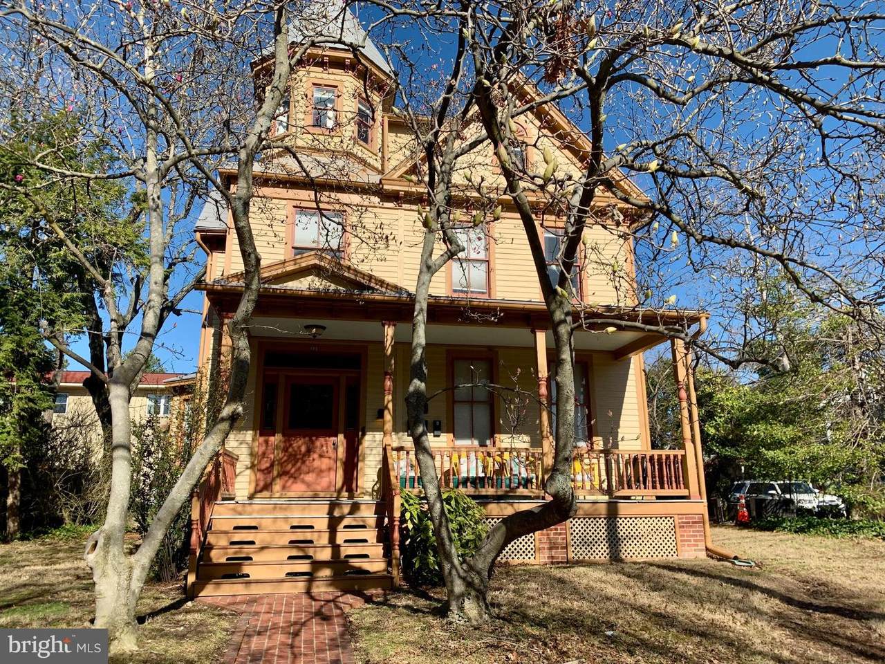 128 Queen Street - Photo 1