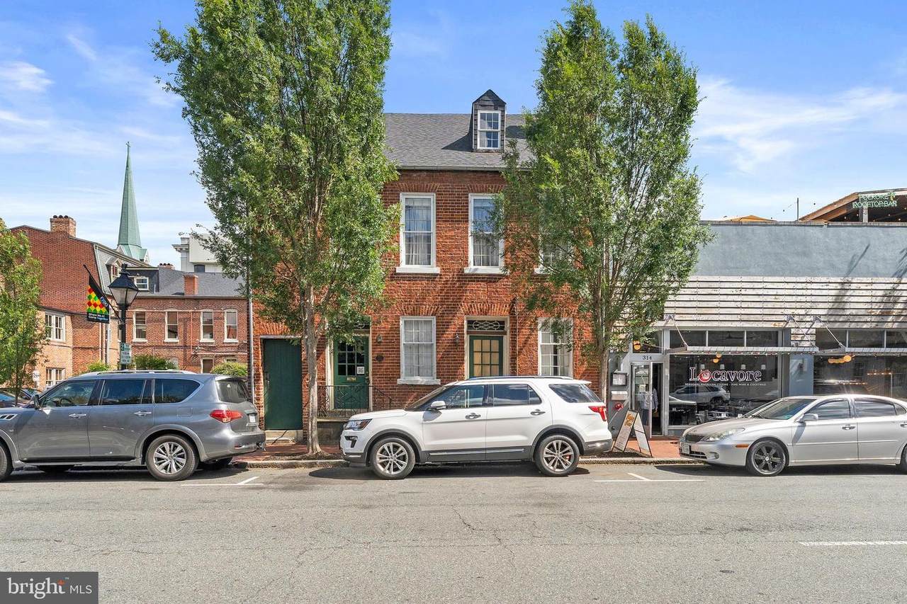 312 William Street - Photo 1