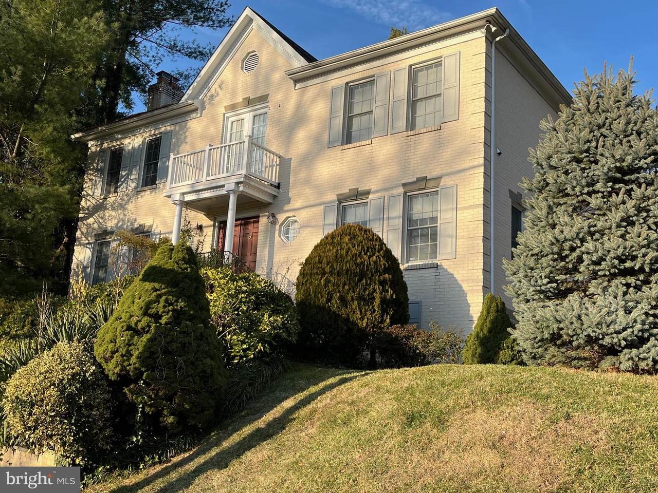 5179 Macomb Street - Photo 1