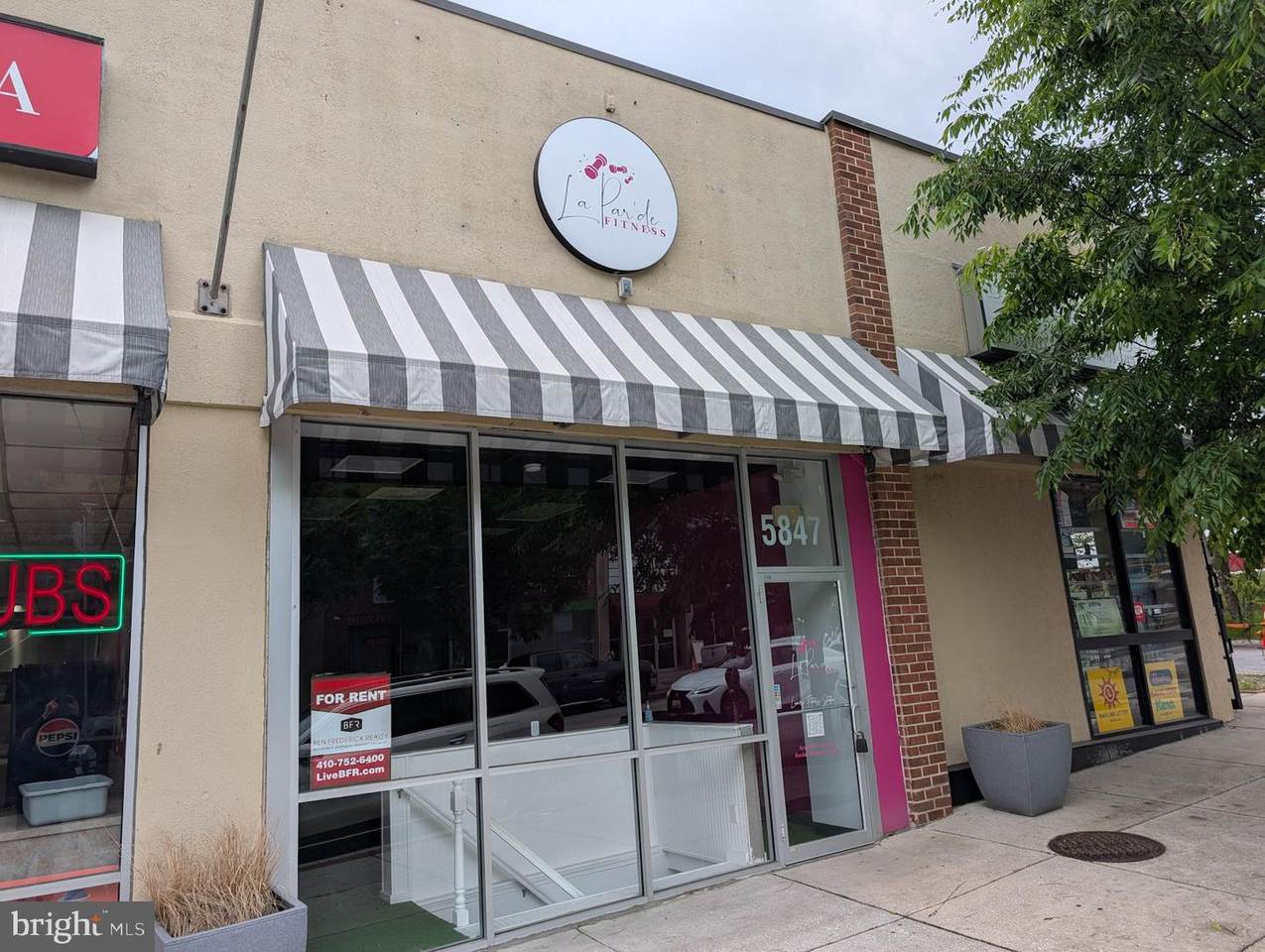 5847 York Road - Photo 1