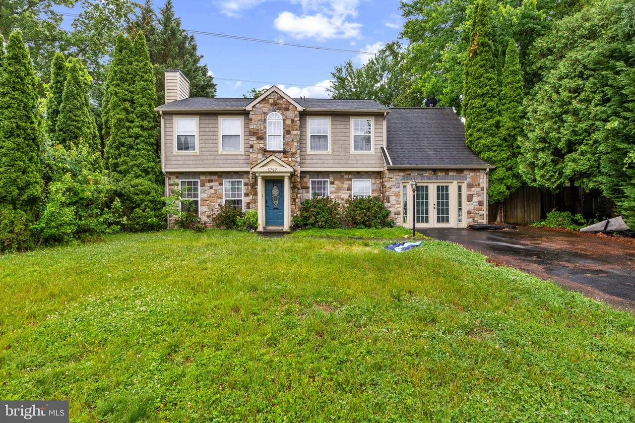 5797 Rockcliff Lane - Photo 1