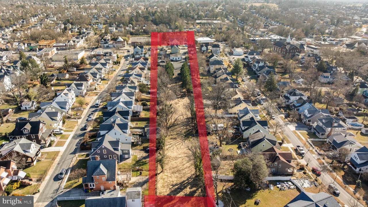 4906 Harford Road - Photo 1