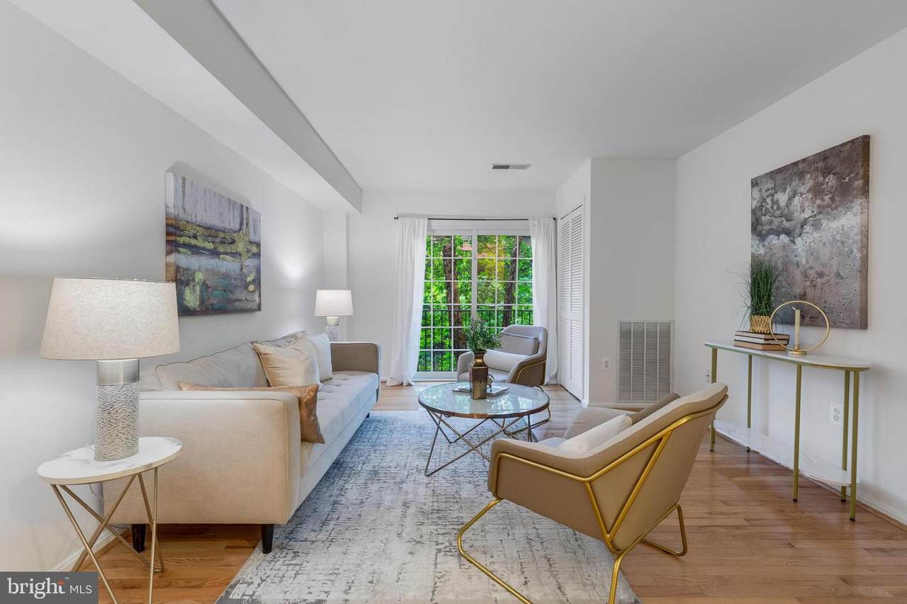 2050 Calvert Street - Photo 1