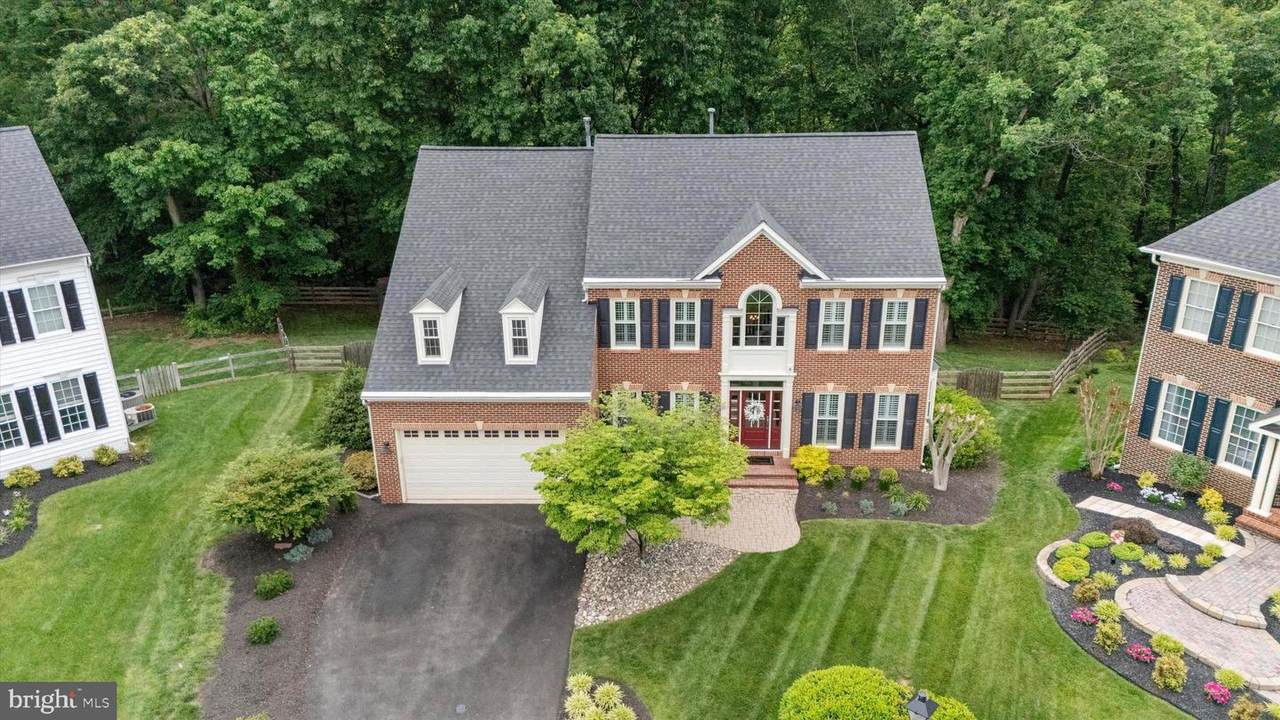 6353 Knollwood Court - Photo 1