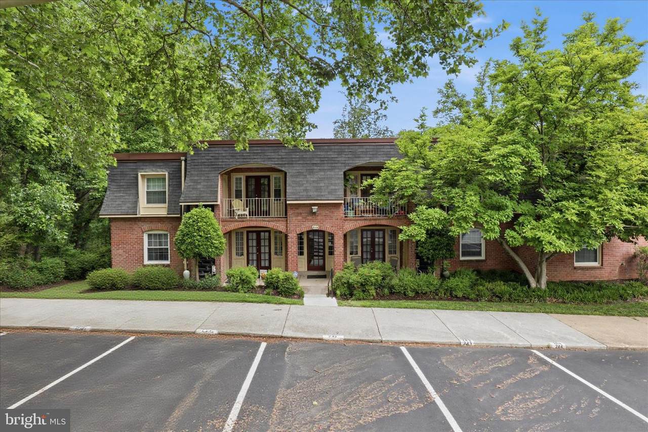 8114-G Colony Point Road - Photo 1