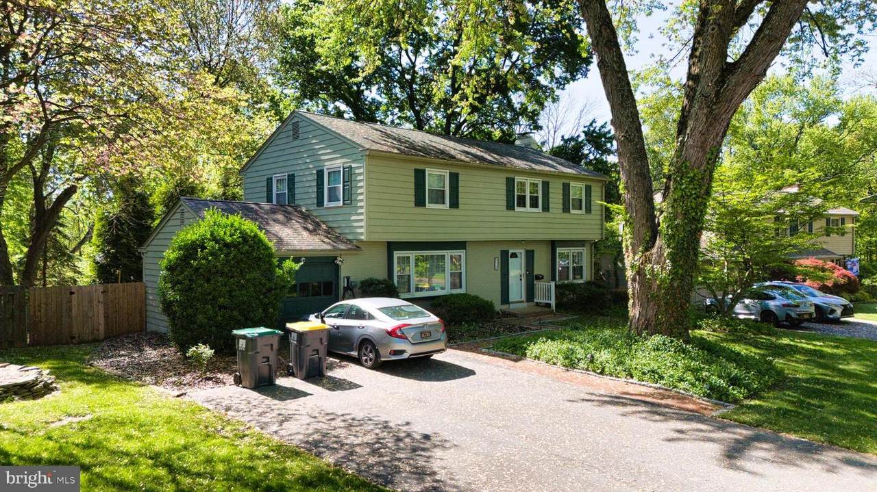 112 Delview Drive - Photo 1