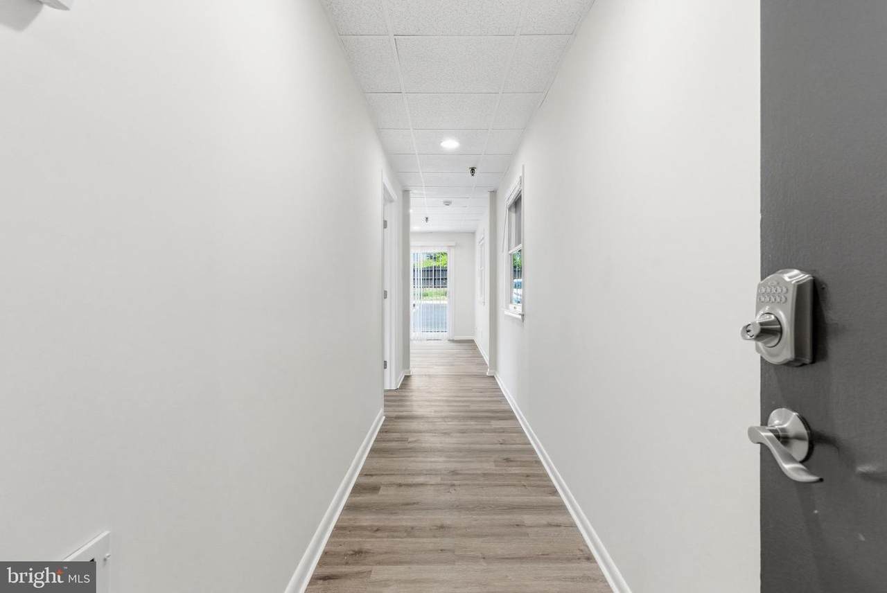1725 Henry Avenue - Photo 1