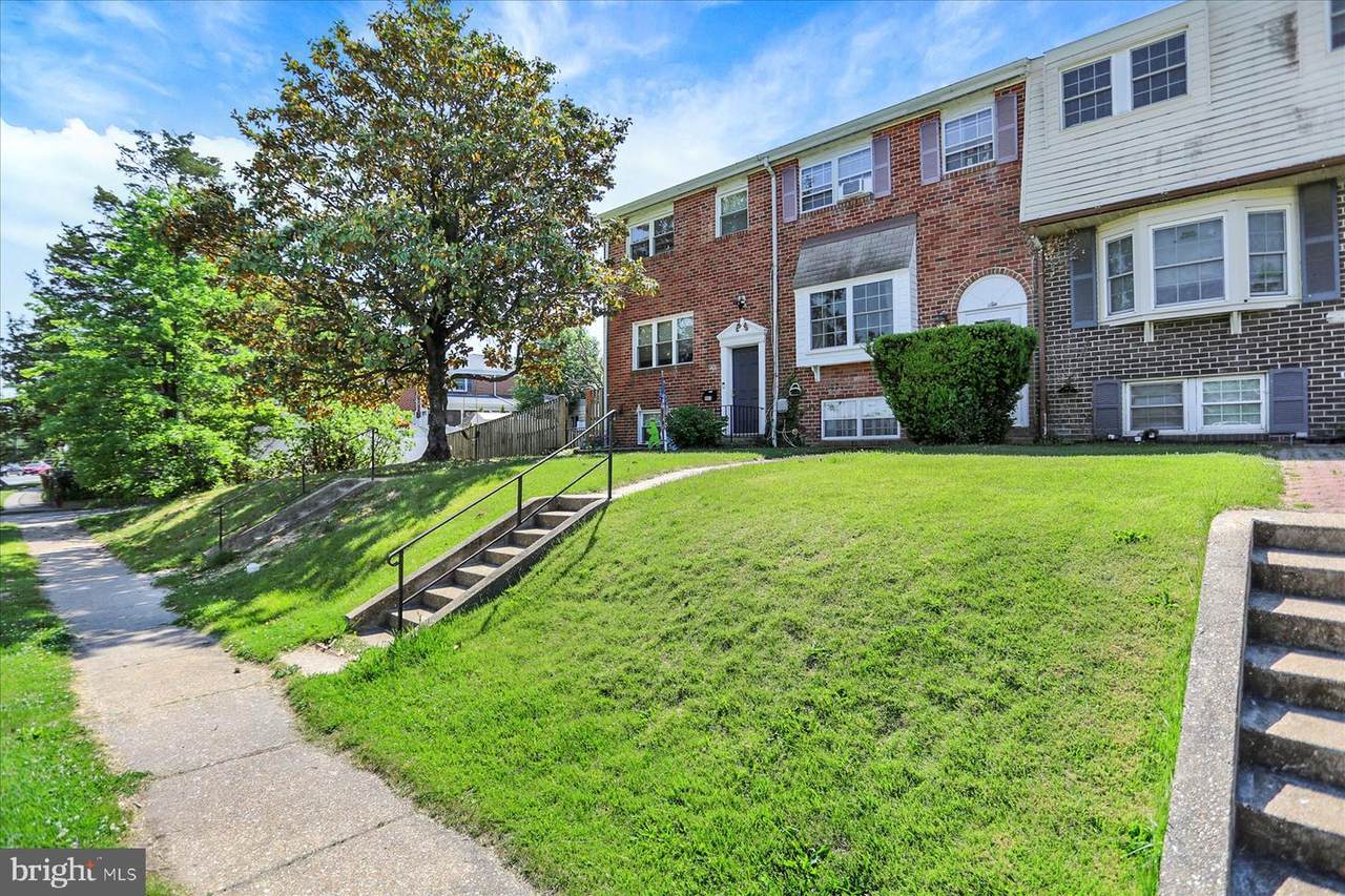 959 Elm Road - Photo 1