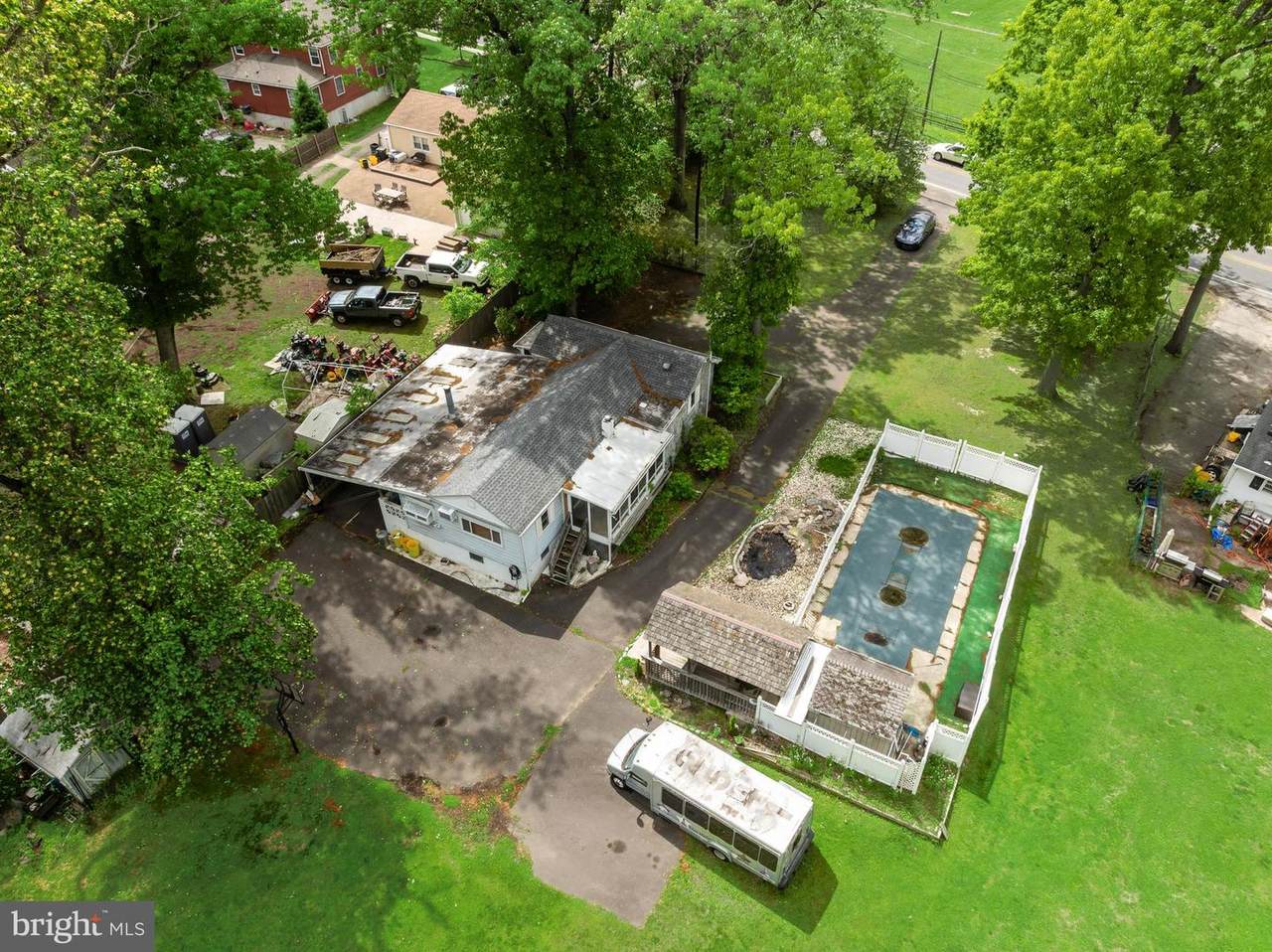 513 Eggerts Crossing Road - Photo 1