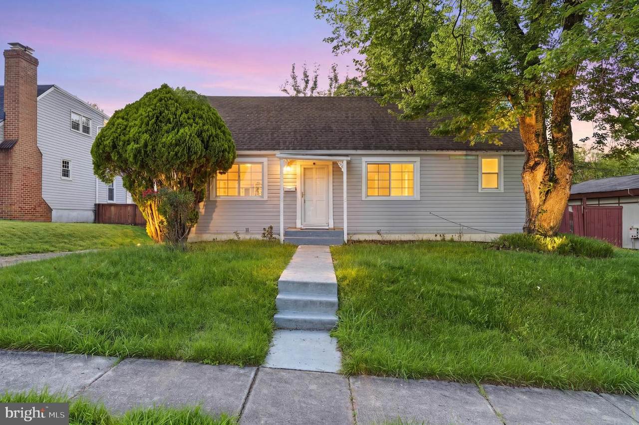 13209 Ardennes Avenue - Photo 1