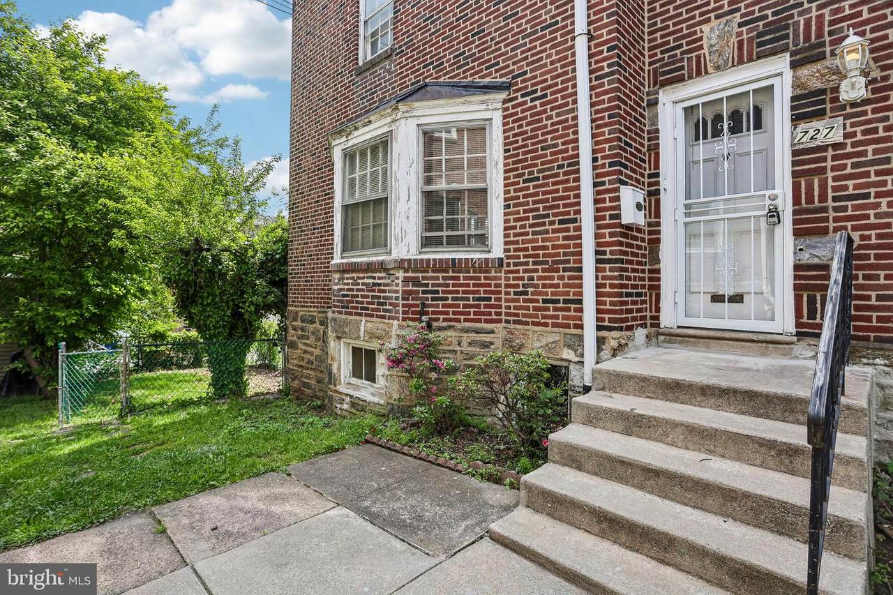727 Cypress Street - Photo 1