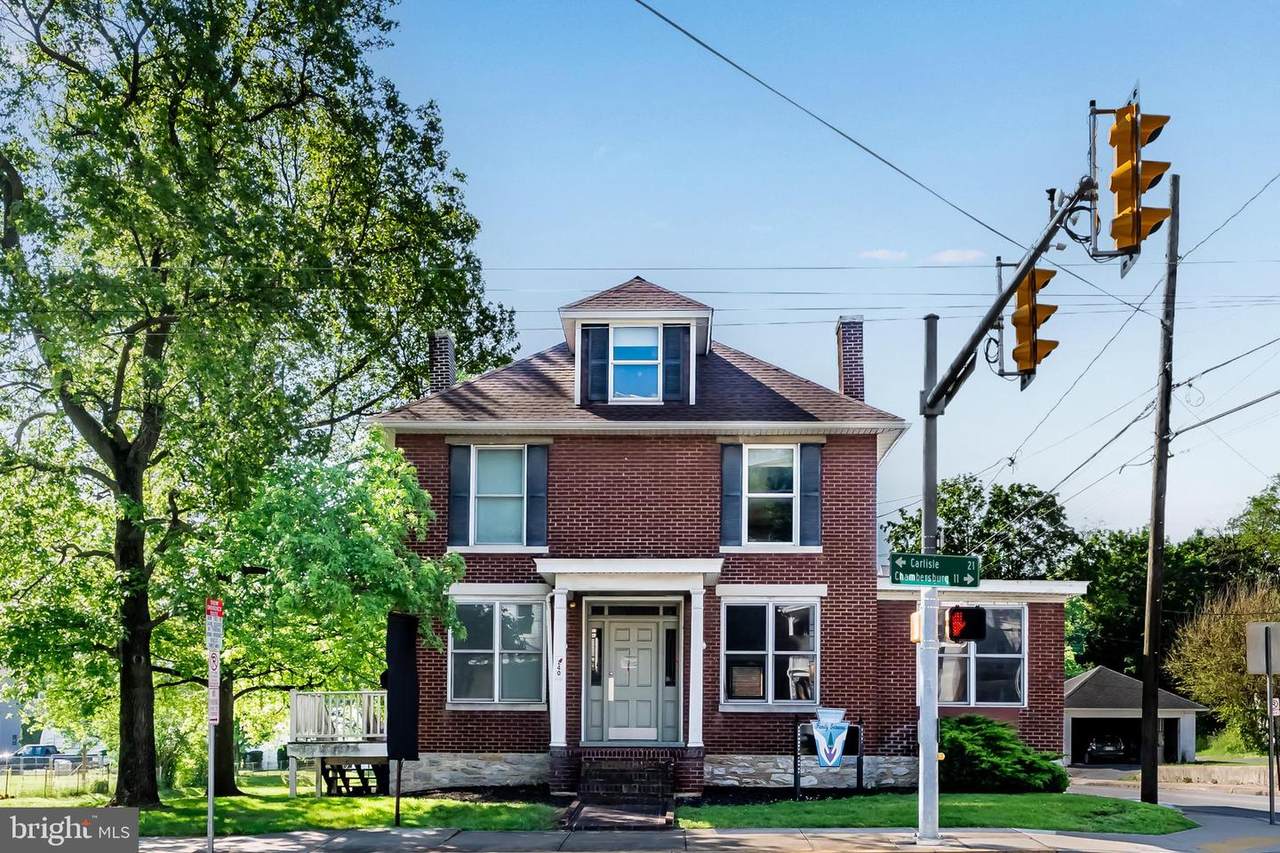 240 King Street - Photo 1
