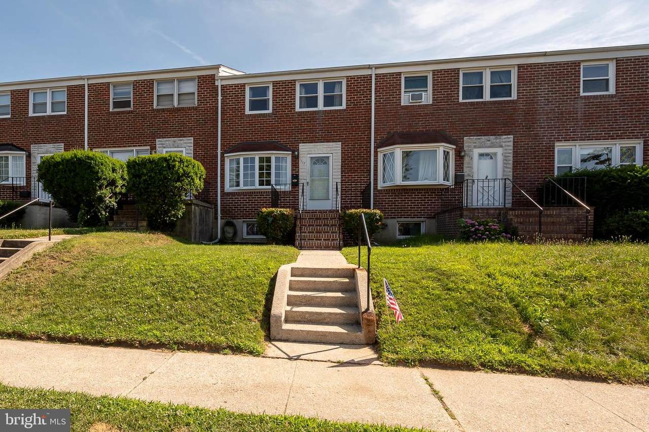 1117 Circle Drive - Photo 1