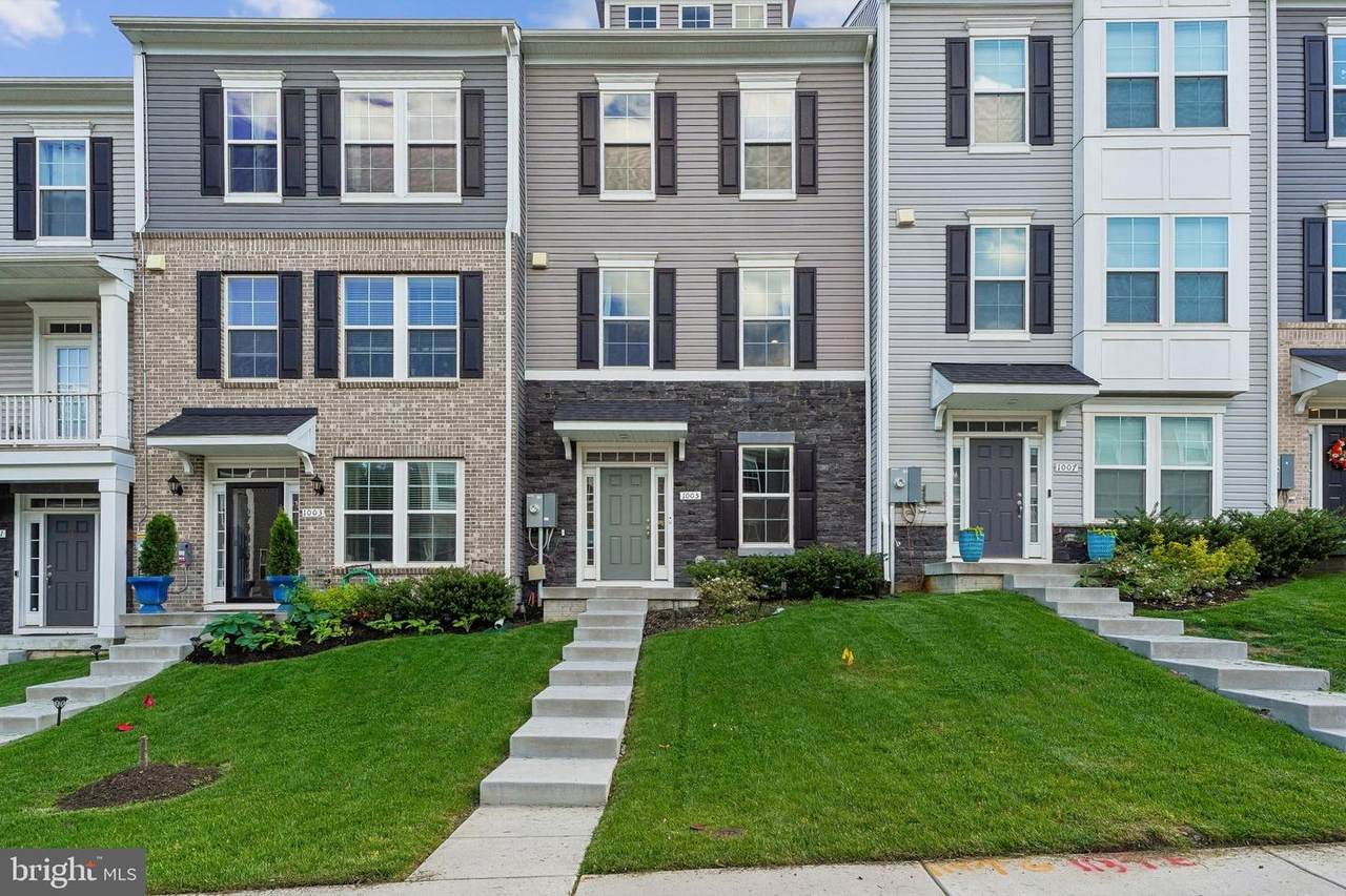 1005 Overlook Way - Photo 1