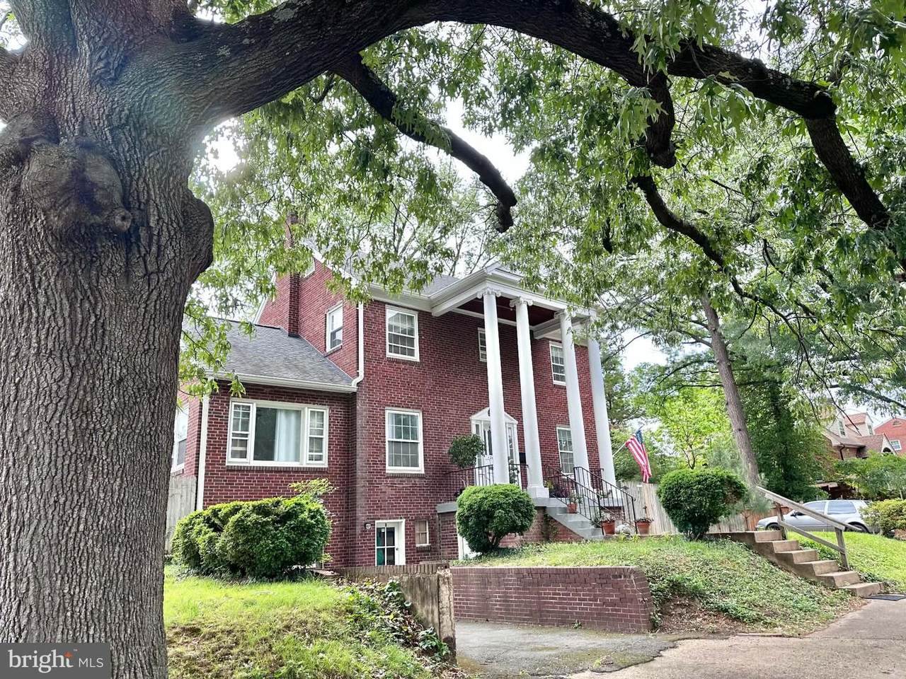1208 Cleveland Street - Photo 1