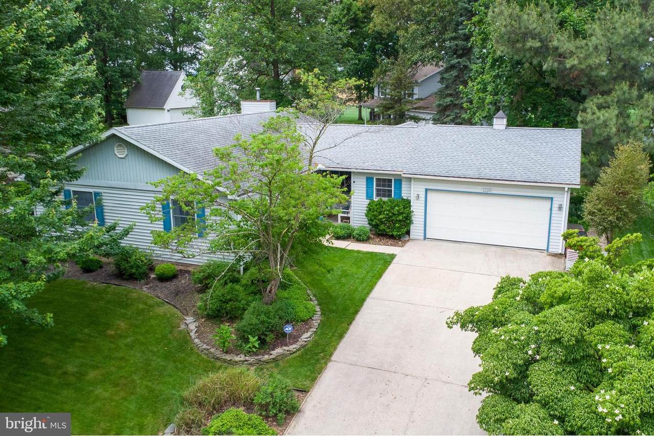 6029 Greenbriar Terrace - Photo 1