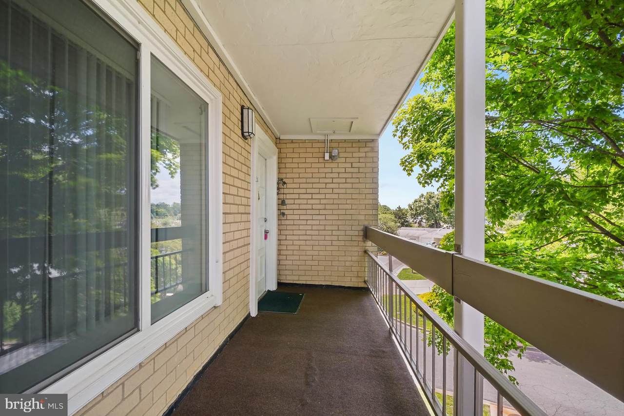 15101 Glade Drive - Photo 1