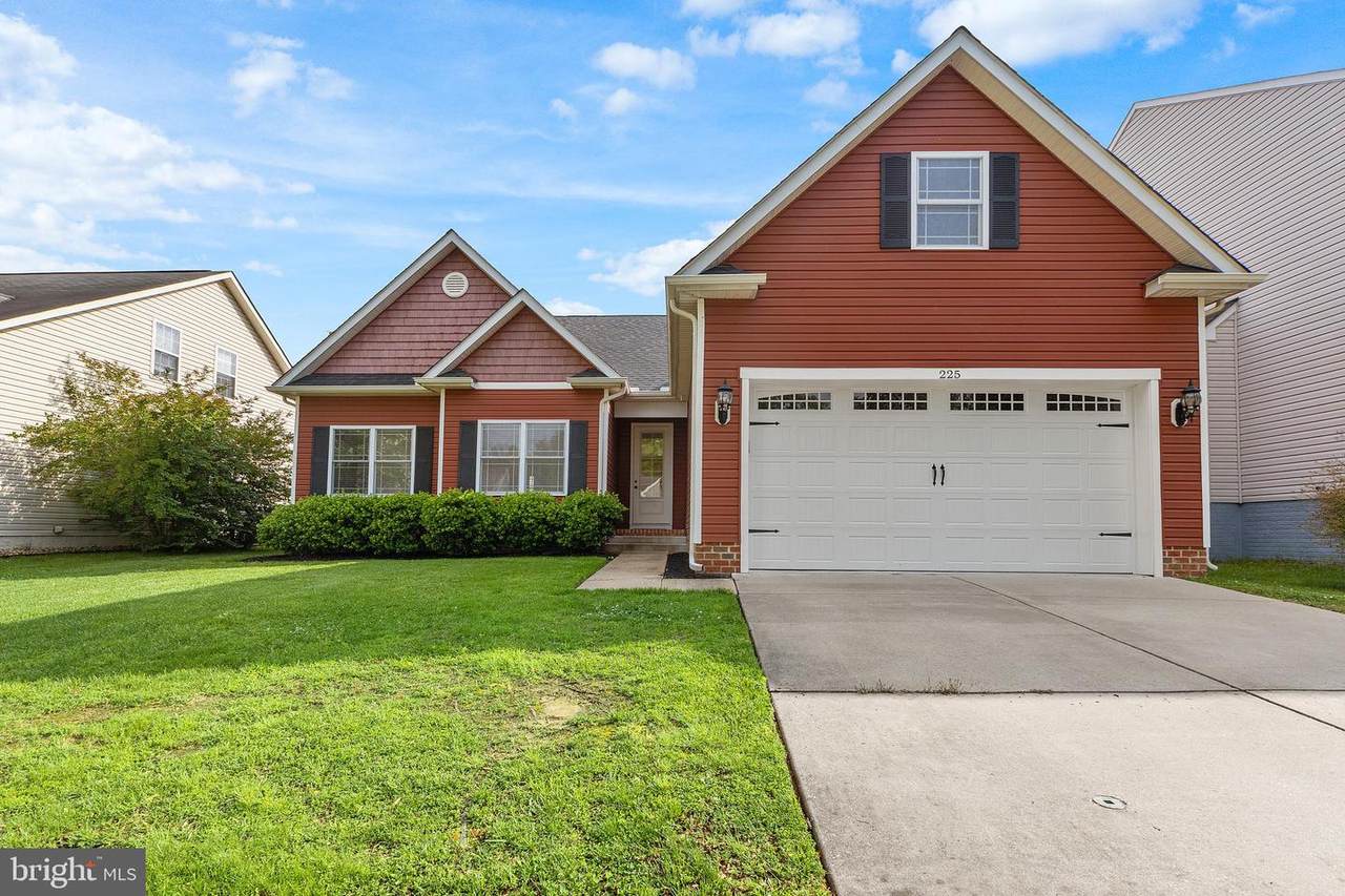 225 Bethune Drive - Photo 1