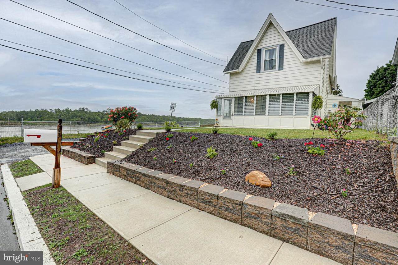 43 Main Street - Photo 1