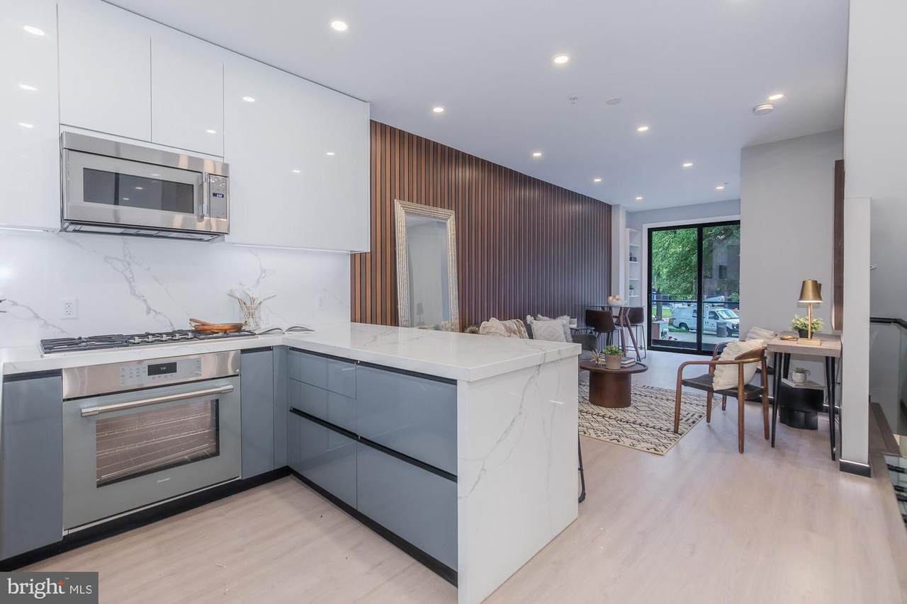 1332 G Street - Photo 1